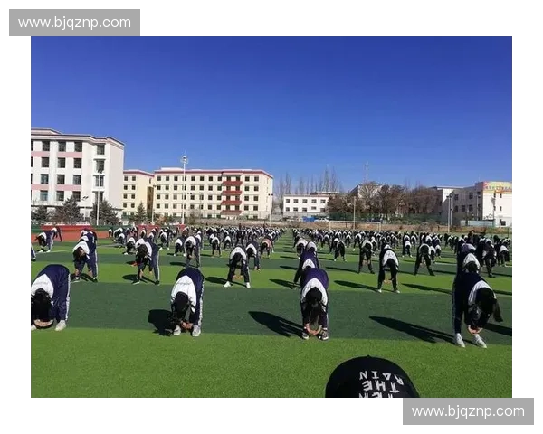 以步伐跨步为核心探索行走节奏与身体协调性的研究与应用